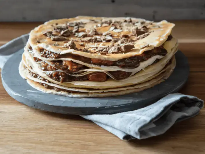 Kit Kat and Caramelized Banana Pancake Cake