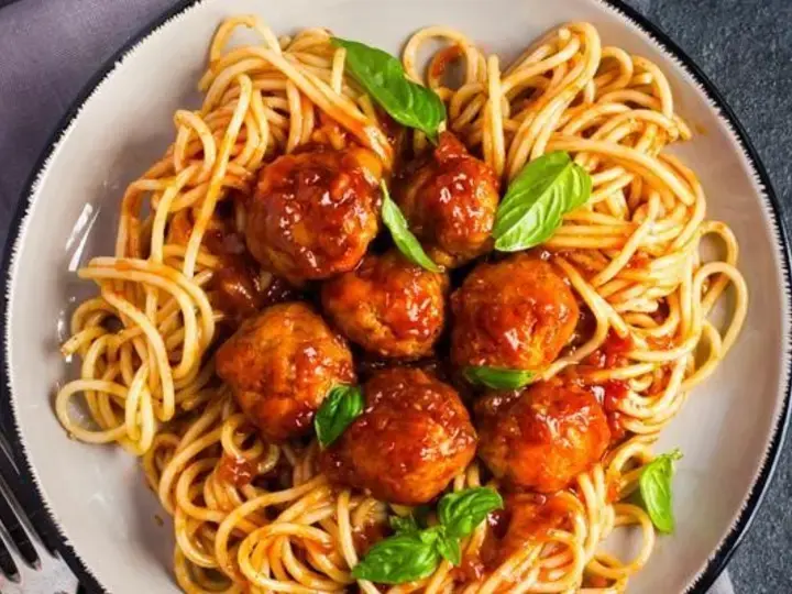 Spicy Meat ball pasta with tomato sauce.