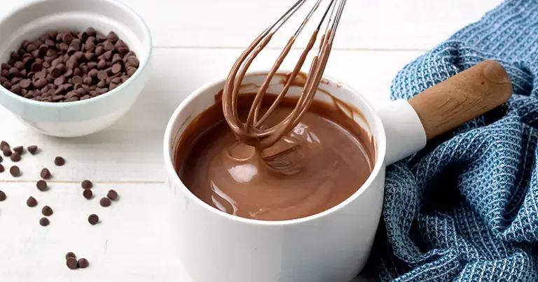 chocolate sauce