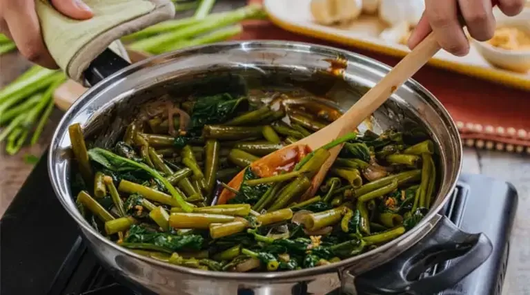 Adobong Kangkong Main