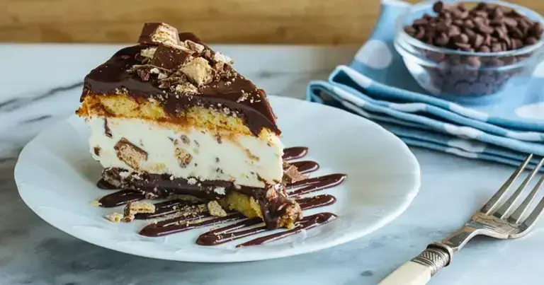 Heavenly Vanilla Crunchy Ice Cream Cake