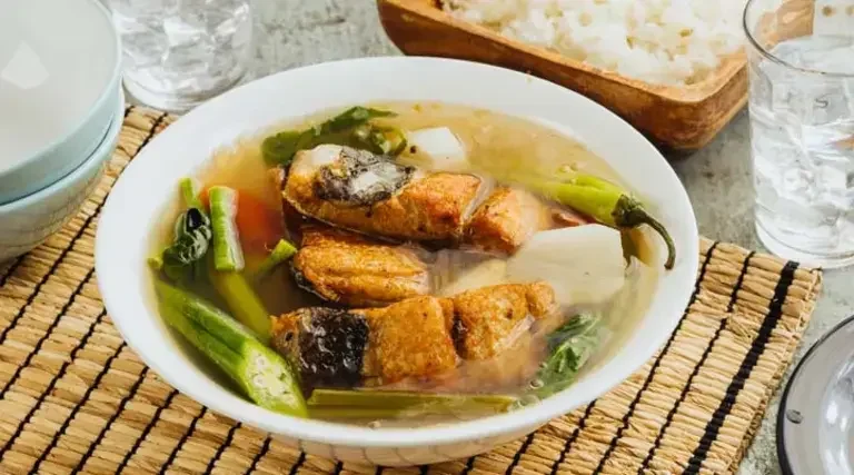 Sinigang na Pritong Bangus Main