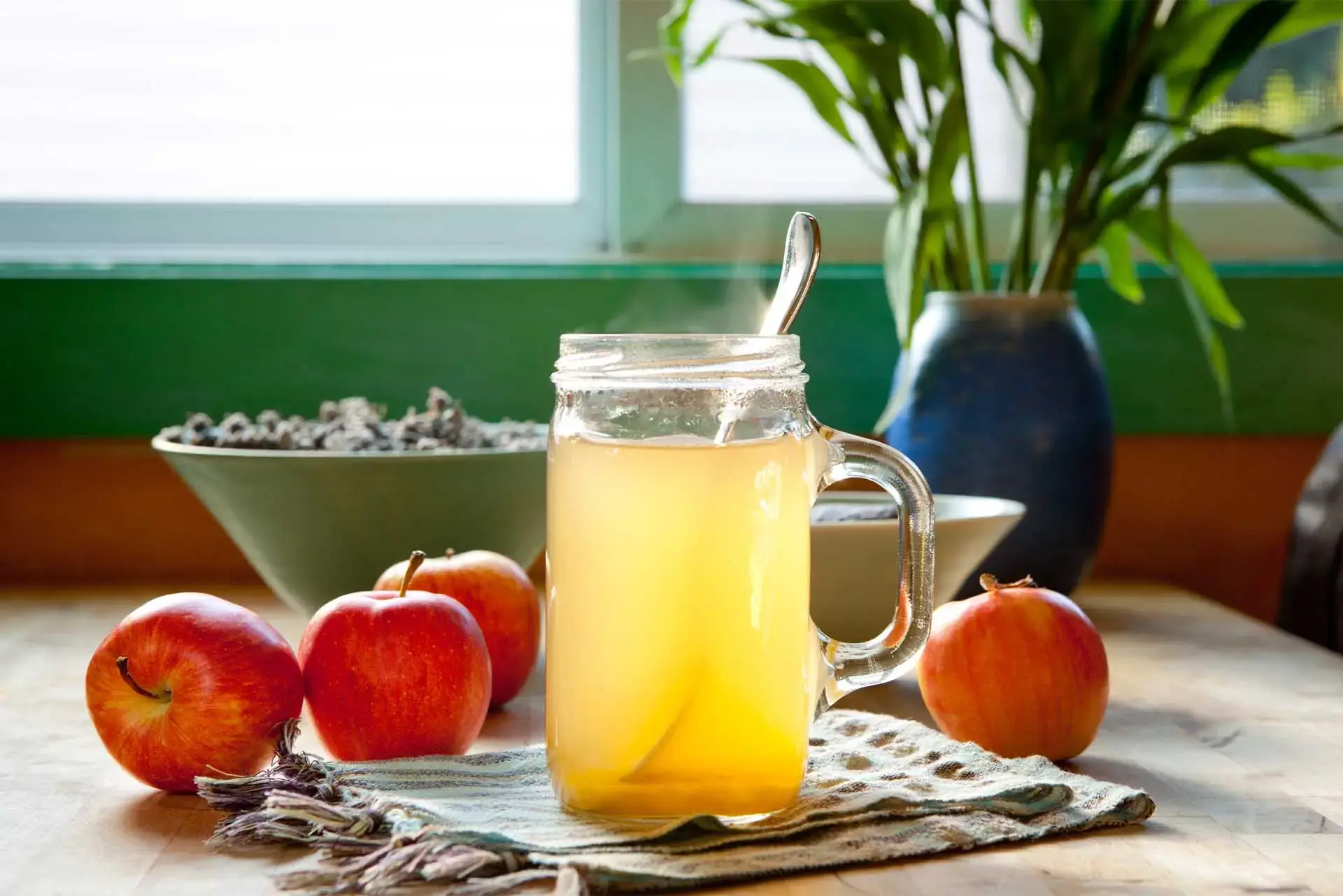 Apple Cider Vinegar The Kitchen Multi-Tasker