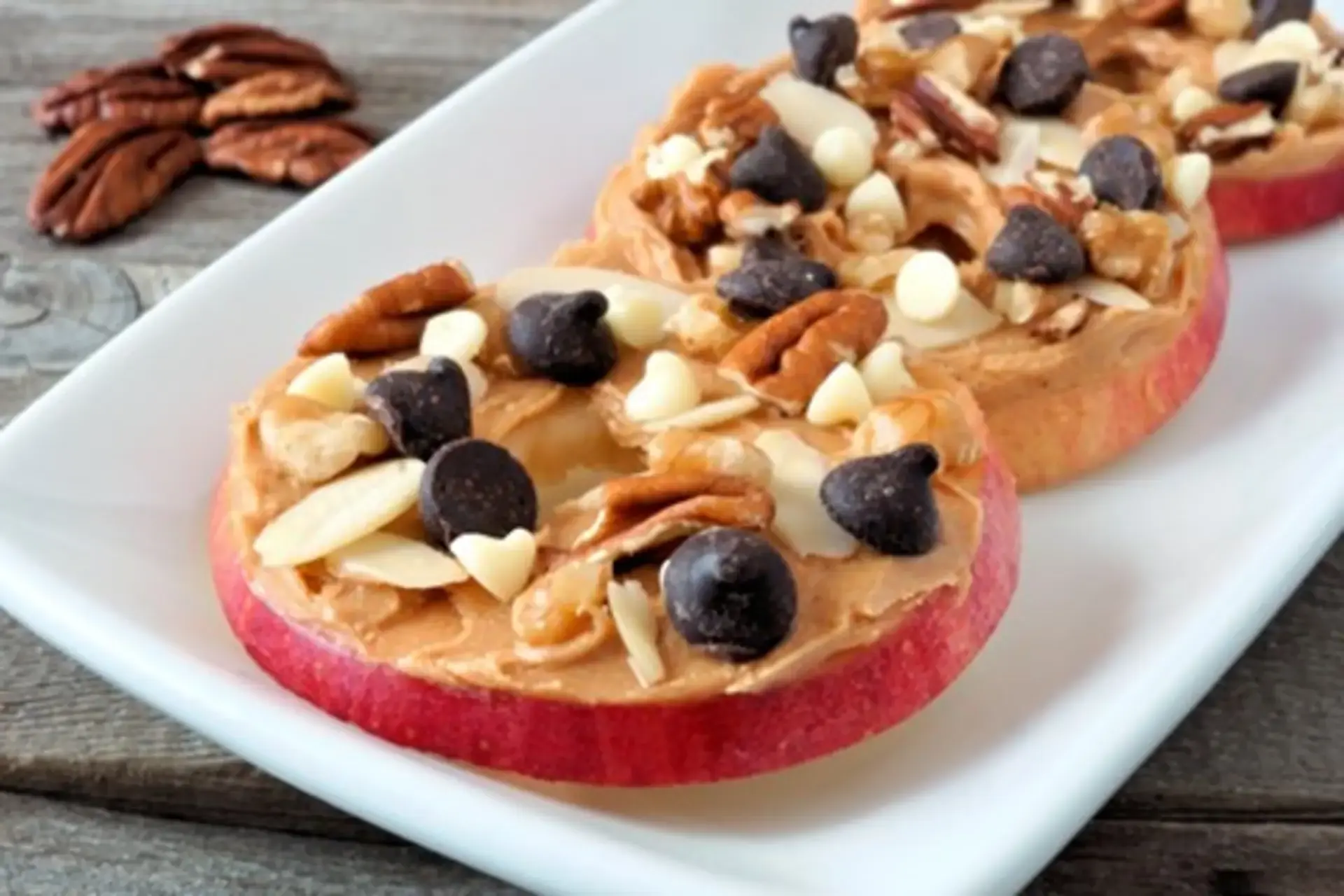 Apples and Peanut Butter: Amazing Afternoon Snack