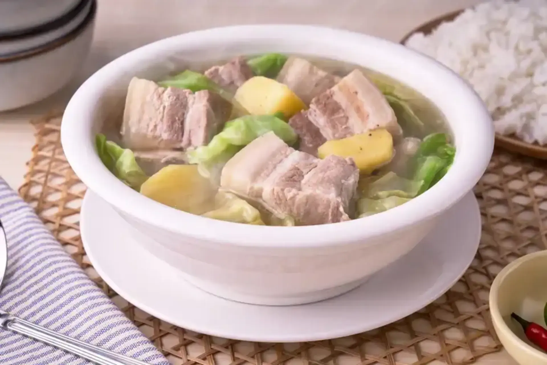 nilagang baboy