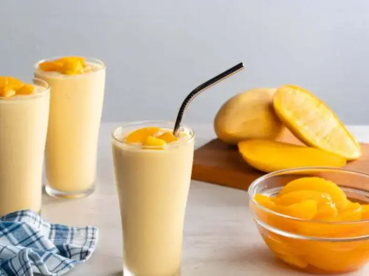 Peach and Mango Smoothies