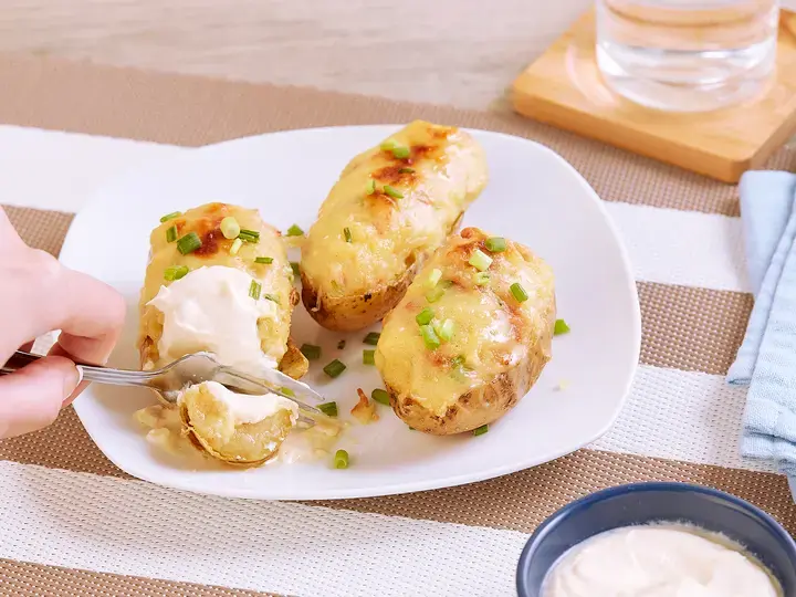Twice Baked Potato with Sour Cream