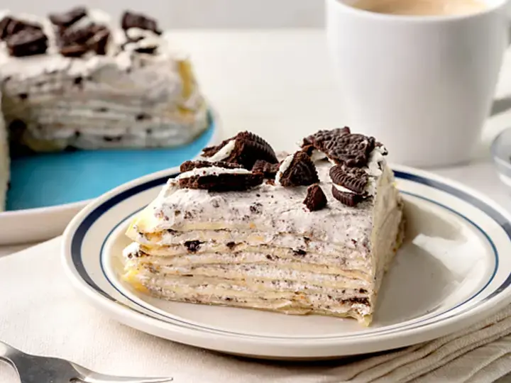cookies and cream crepe cake