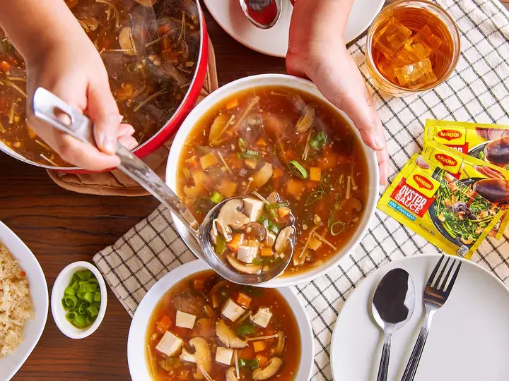 Oystar Mushroom and Tofu Soup