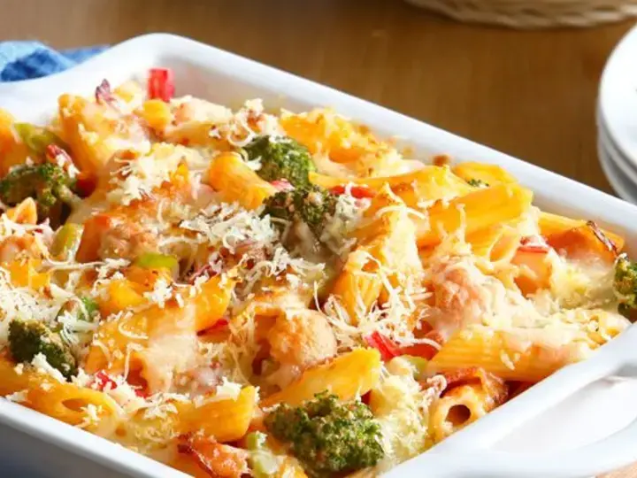 Baked Cauliflower and Broccoli Pasta dish
