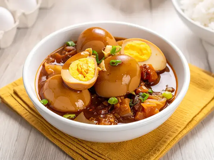 Boiled Eggs with Oyster Sauce