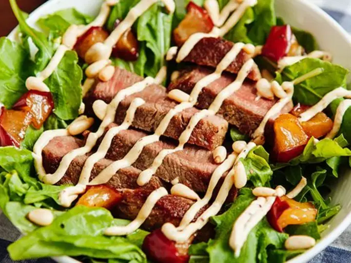 Meaty and Creamy Steak Salad with Horseradish Dressing