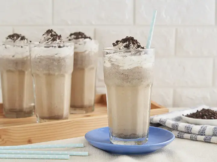 Creamy Oreo Frappe