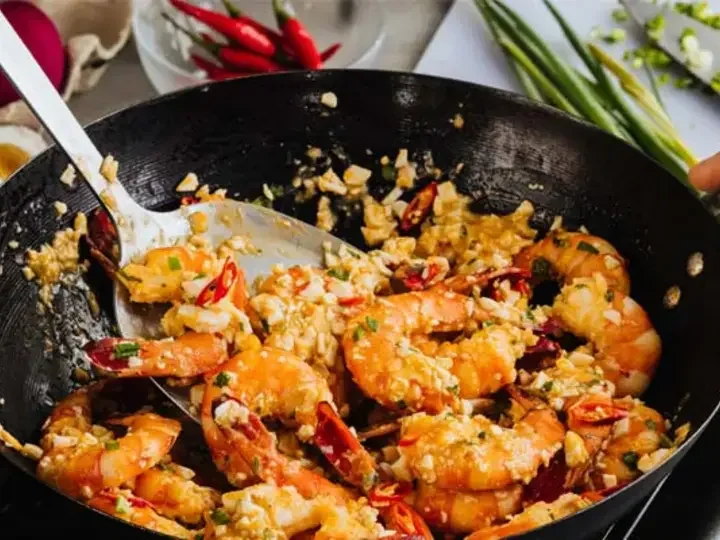 Prawns in Salted Egg Butter Sauce Main