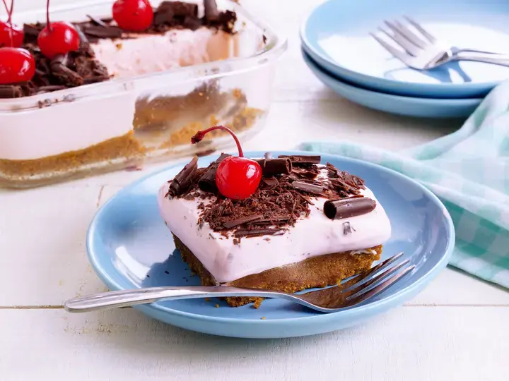 Creamy Black Forest-Style Ref Cake