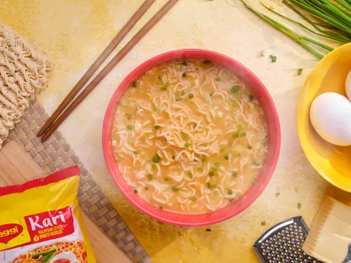 Cheesy Kari with Egg